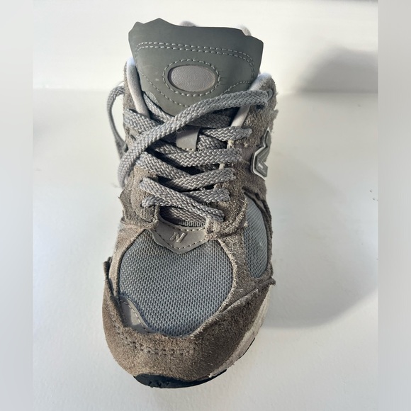 New Balance 2002R Protection Pack Grey - Picture 3 of 5